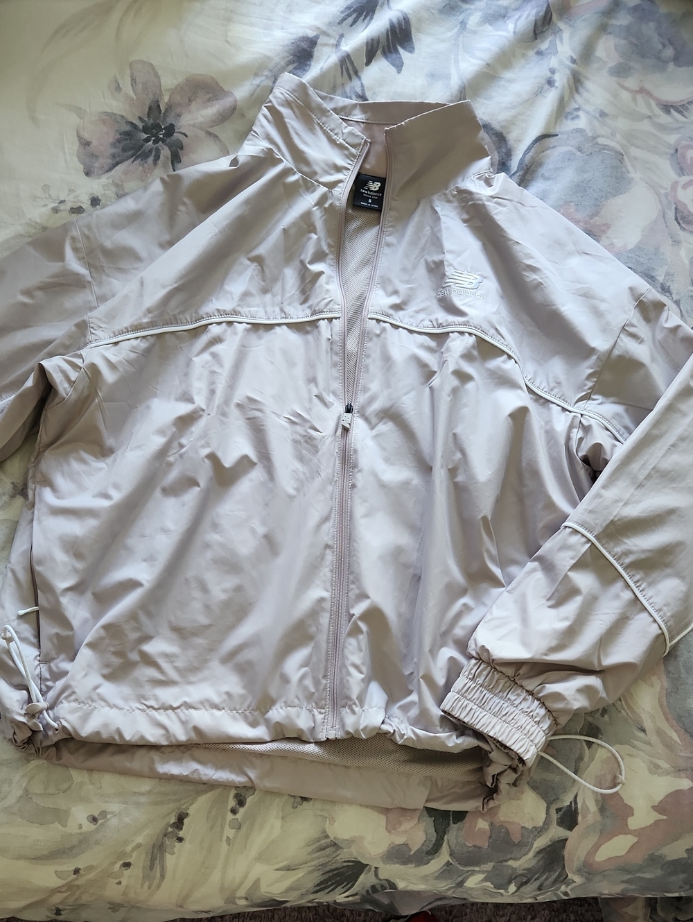 New Balance Women's Pale Lavender Windbreaker Jacket